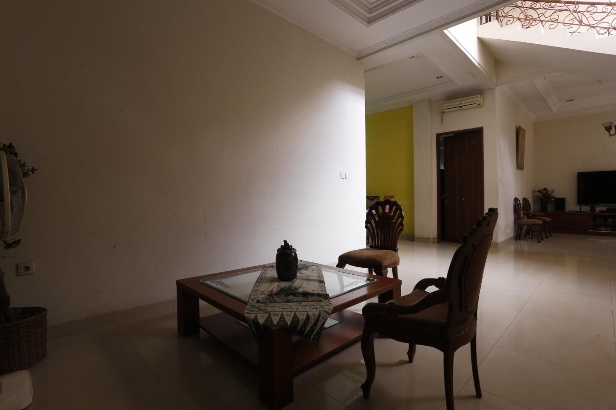 Spot On 94142 Al Fatih Residence Syariah 2 Jakarta Exterior photo
