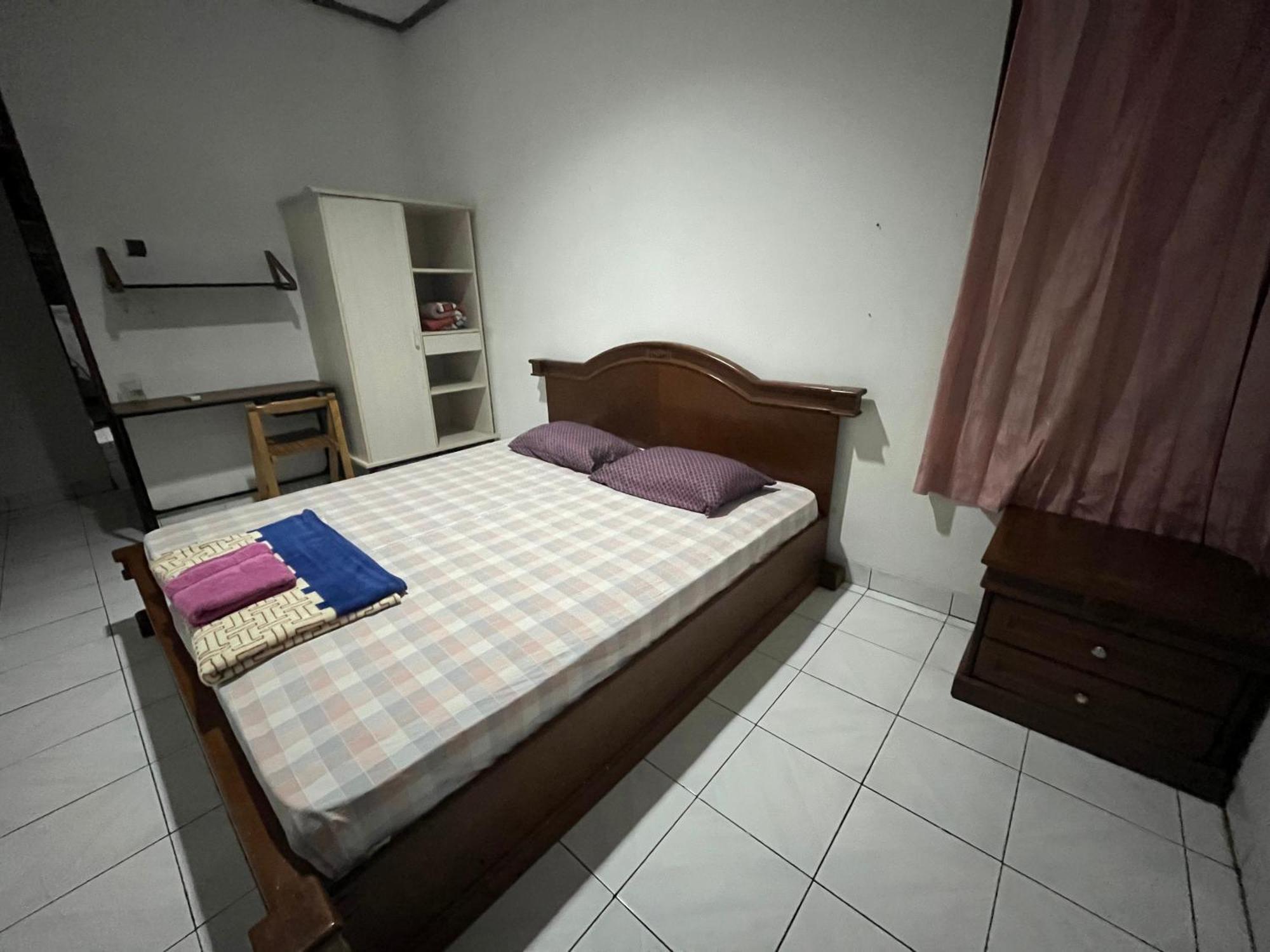 Spot On 94142 Al Fatih Residence Syariah 2 Jakarta Exterior photo
